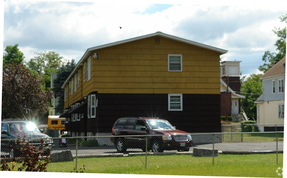 806 South Ave, Syracuse, NY à vendre - Photo du bâtiment - Image 2 de 2