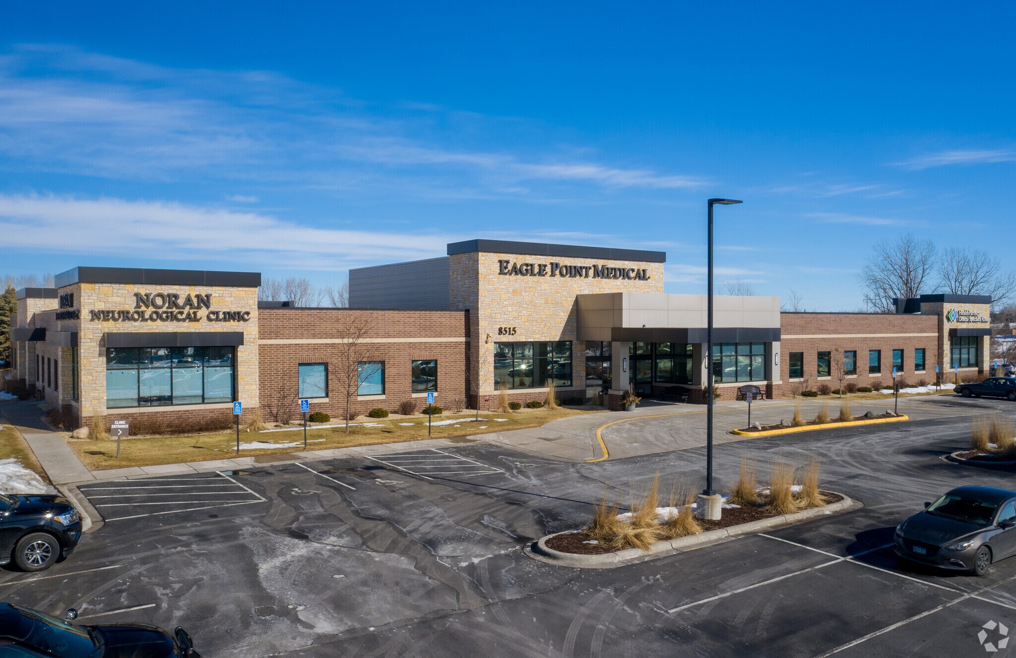 8515 Eagle Point Blvd N, Lake Elmo, MN for lease Building Photo- Image 1 of 10