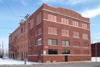 Plus de détails pour 123 E Wayne St, Lima, OH - Industriel à vendre