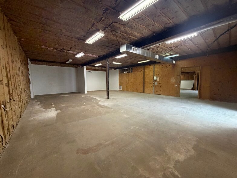 1386 Winona Ave, Morgantown, WV for lease - Building Photo - Image 3 of 11