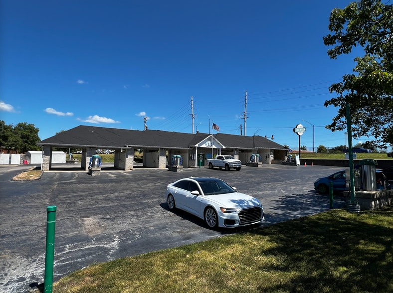 2696 Babble Creek ln, O'Fallon, MO for sale - Building Photo - Image 2 of 9