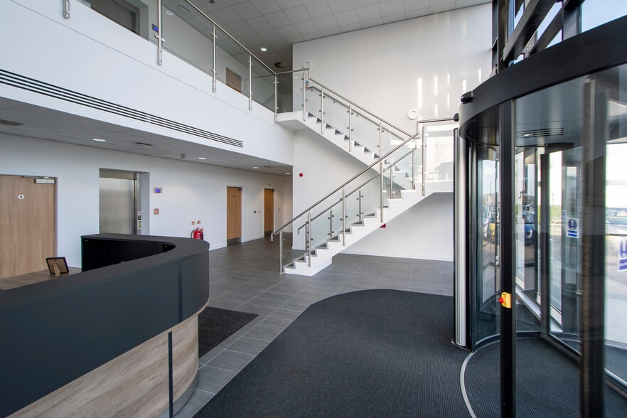 International Ave, Dyce for lease - Interior Photo - Image 3 of 6