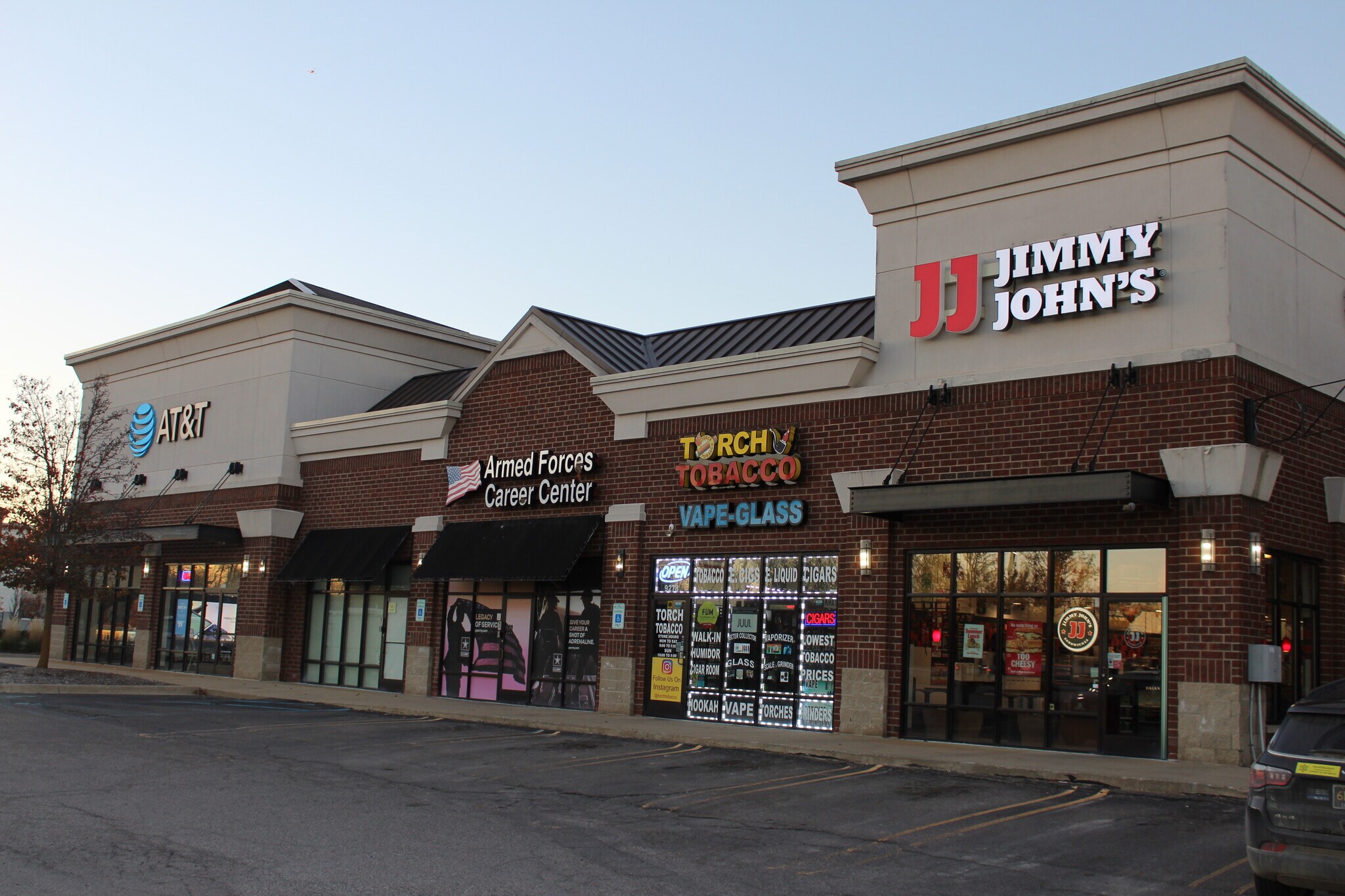 9278 Highland Rd, White Lake, MI for lease Building Photo- Image 1 of 4