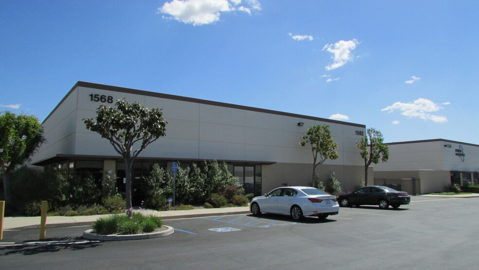 1562 N Gemini Pl, Anaheim, CA for lease - Primary Photo - Image 1 of 9