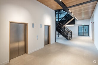 217 Bath Rd, Slough à louer Hall d’entrée- Image 1 de 7