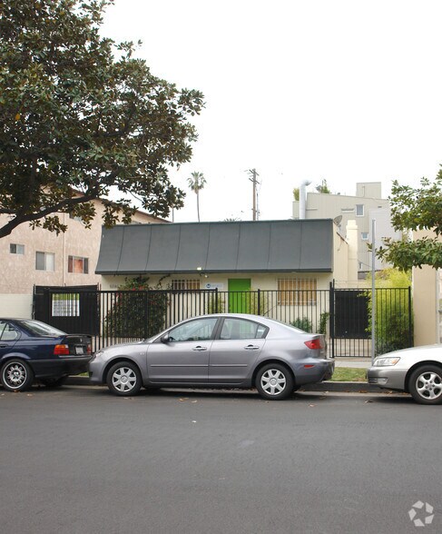 1514 10th St, Santa Monica, CA à vendre - Photo du bâtiment - Image 2 de 24