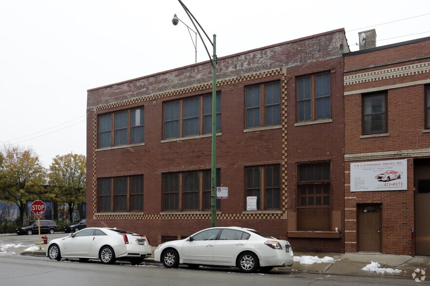 1134 W Hubbard St, Chicago, IL à louer - Photo du bâtiment - Image 3 de 14