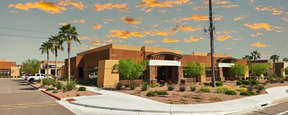 1460 W Elliot Rd, Gilbert, AZ à louer - Photo du bâtiment - Image 2 de 3