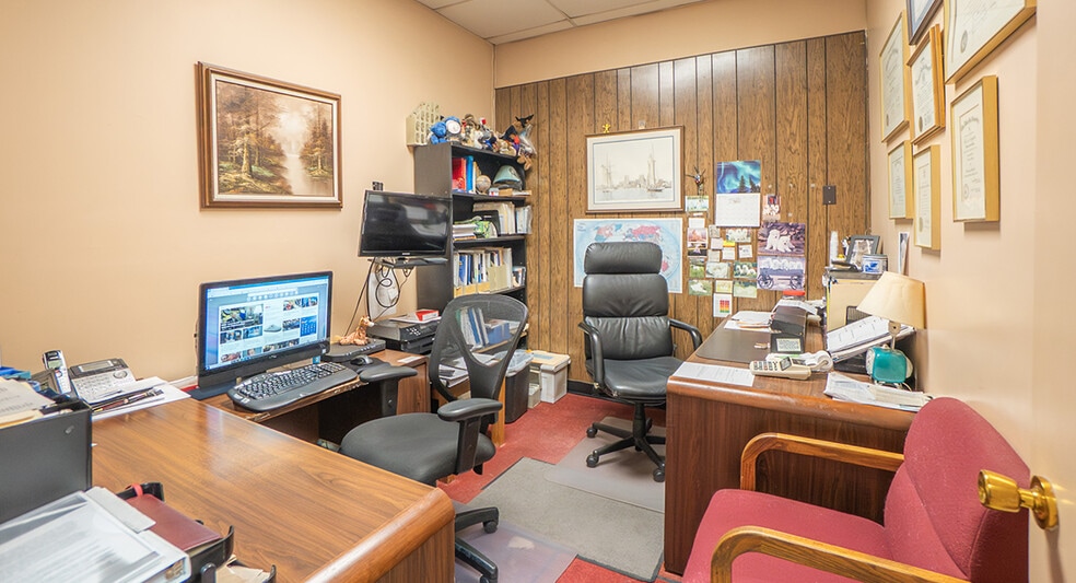 374-376 Main St, Laurel, MD for sale - Interior Photo - Image 3 of 5