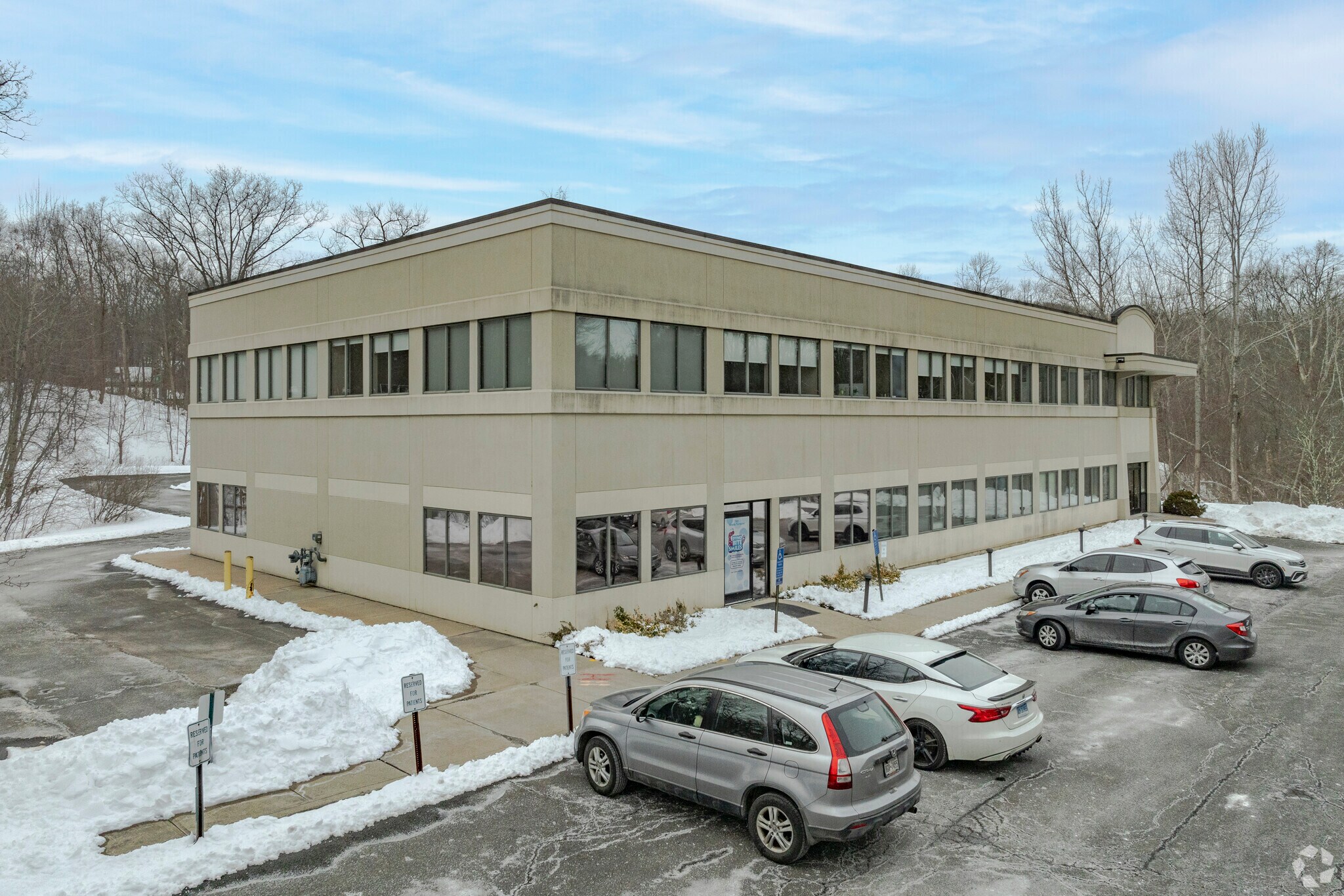 765 Straits Tpke, Middlebury, CT for lease Primary Photo- Image 1 of 13