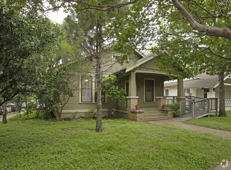 1409 W 6th St, Austin, TX à louer - Photo du bâtiment - Image 2 de 7
