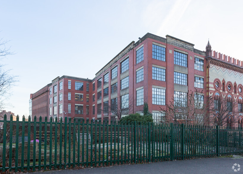 62 Templeton On The Green, Glasgow for lease - Building Photo - Image 2 of 5