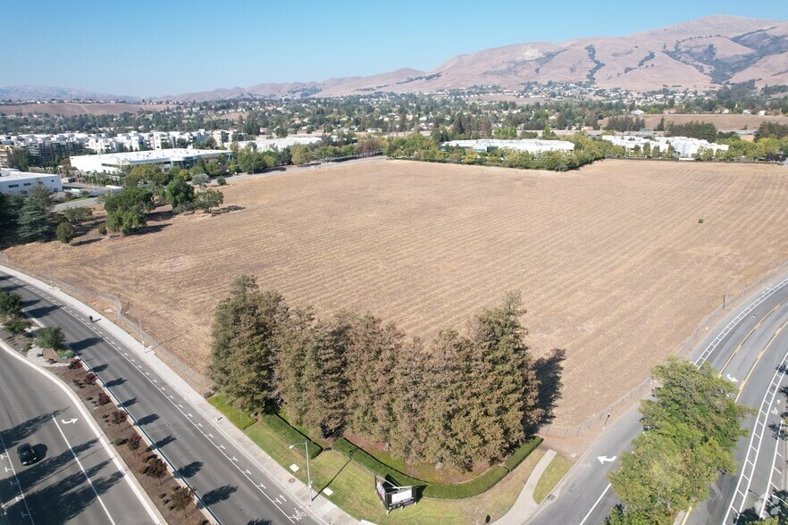 Warm Springs Blvd, Fremont, CA à louer - Aérien - Image 3 de 8