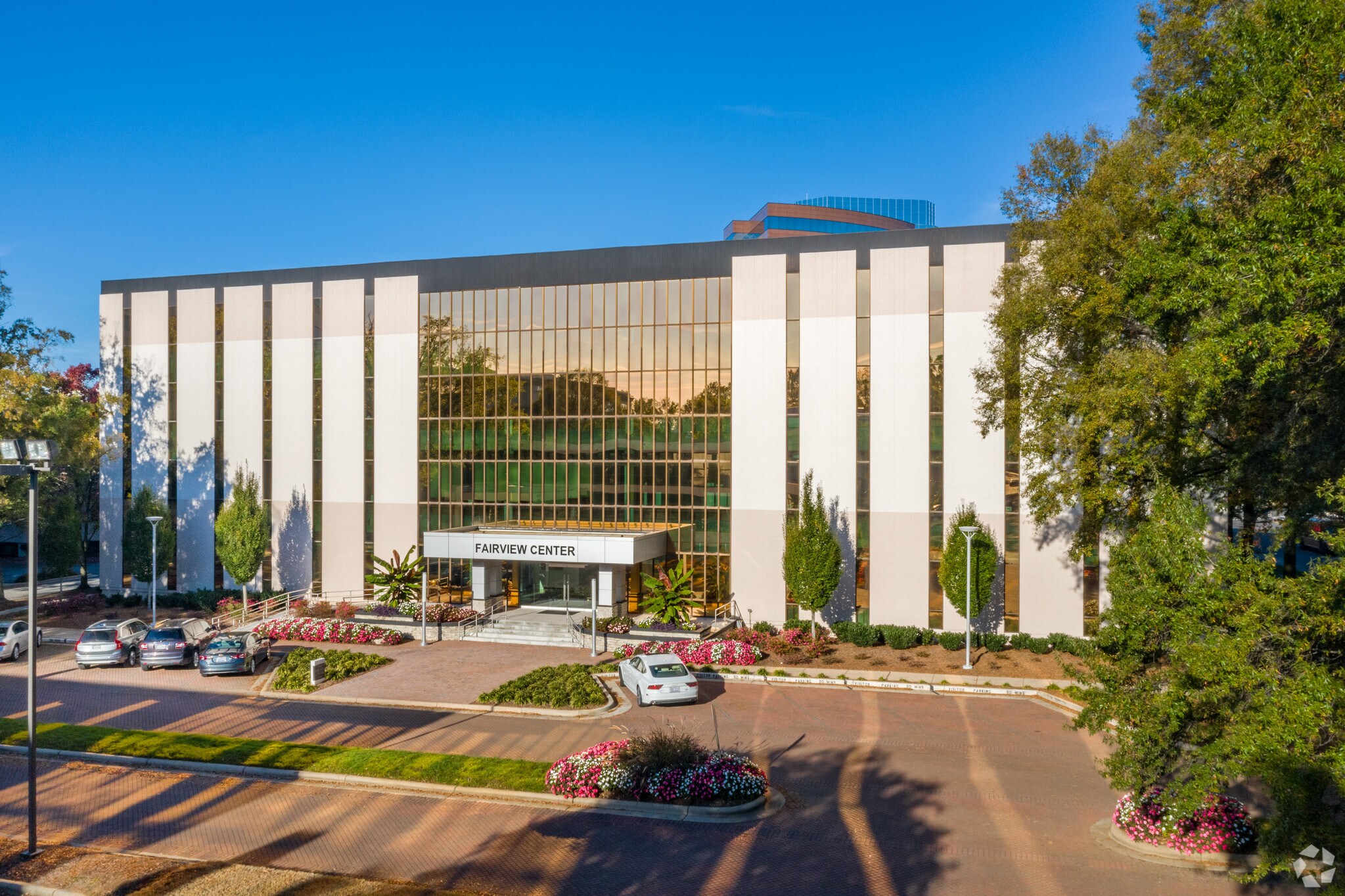 6230 Fairview Rd, Charlotte, NC à louer Photo du bâtiment- Image 1 de 14