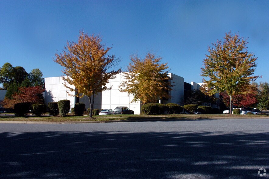 9200-9216 Hampton Overlook, Capitol Heights, MD à louer - Photo du bâtiment - Image 2 de 11