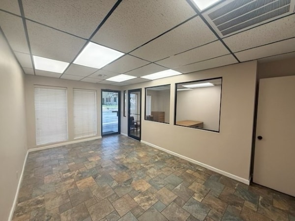 400 S Elm Plz, Broken Arrow, OK for lease Interior Photo- Image 1 of 8