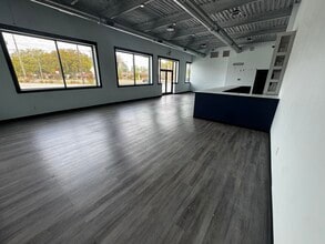 3701 Ogeechee Rd, Savannah, GA for lease Interior Photo- Image 2 of 5