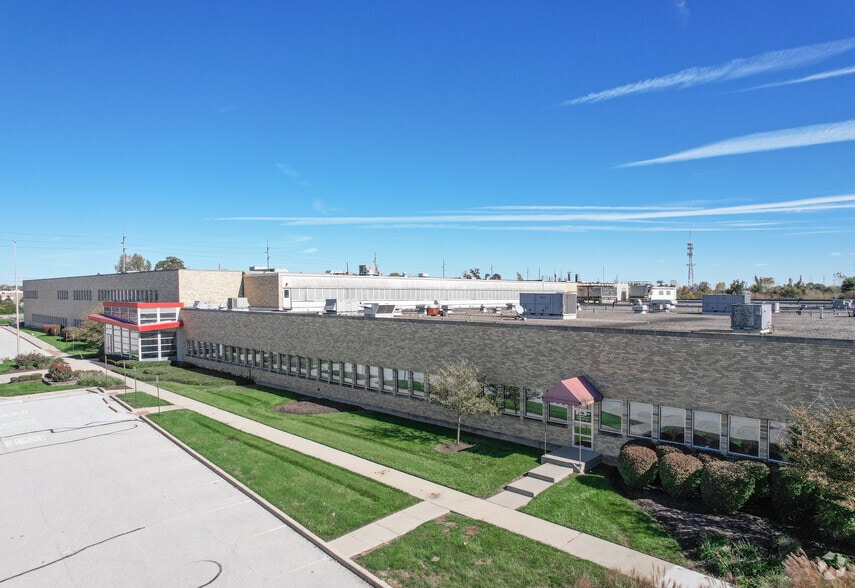 2855 N Franklin Rd, Indianapolis, IN for lease - Primary Photo - Image 2 of 7