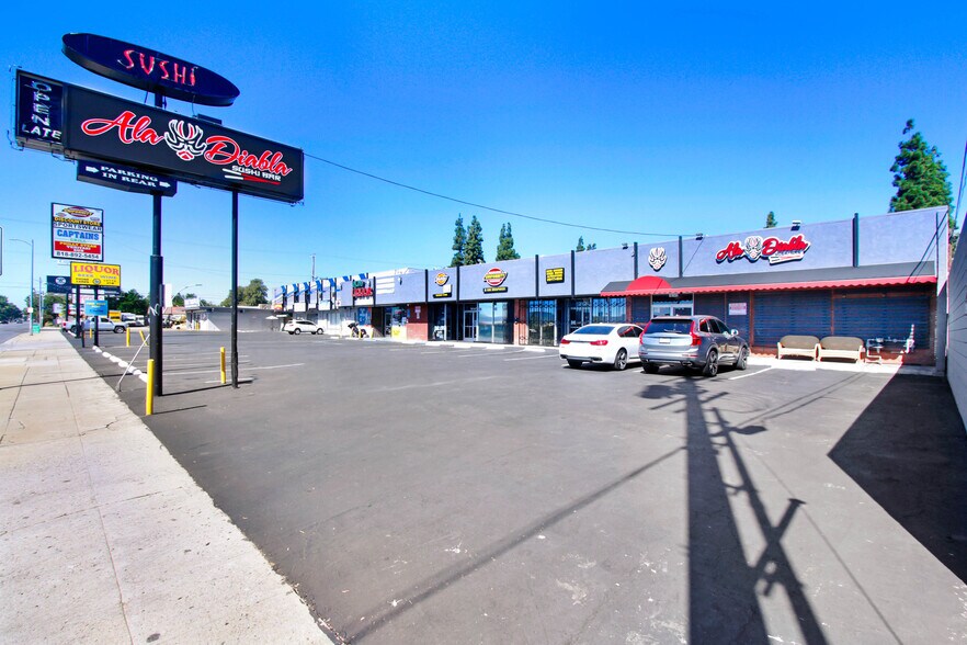 16141-16173 Roscoe Blvd, North Hills, CA à louer - Photo du bâtiment - Image 1 de 4