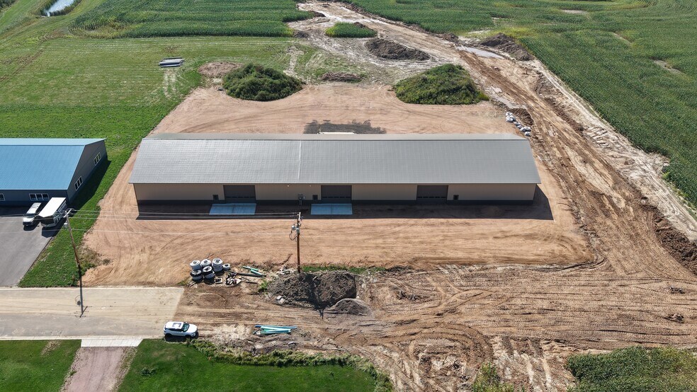 10 Opportunity Dr, Abbotsford, WI à louer - Photo du bâtiment - Image 3 de 17