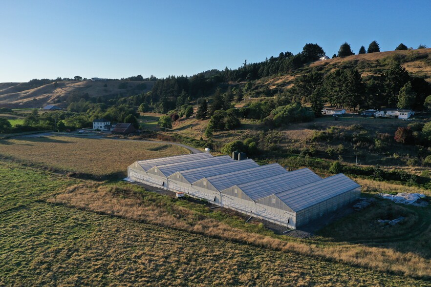 355 Riverbar Rd, Fortuna, CA for lease - Primary Photo - Image 2 of 4