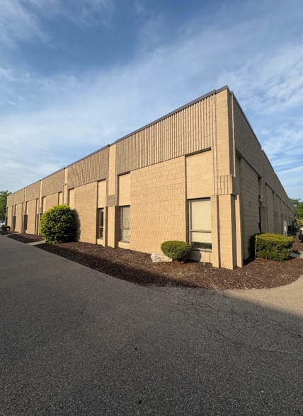 1270 Rankin St, Troy, MI for lease - Building Photo - Image 2 of 13