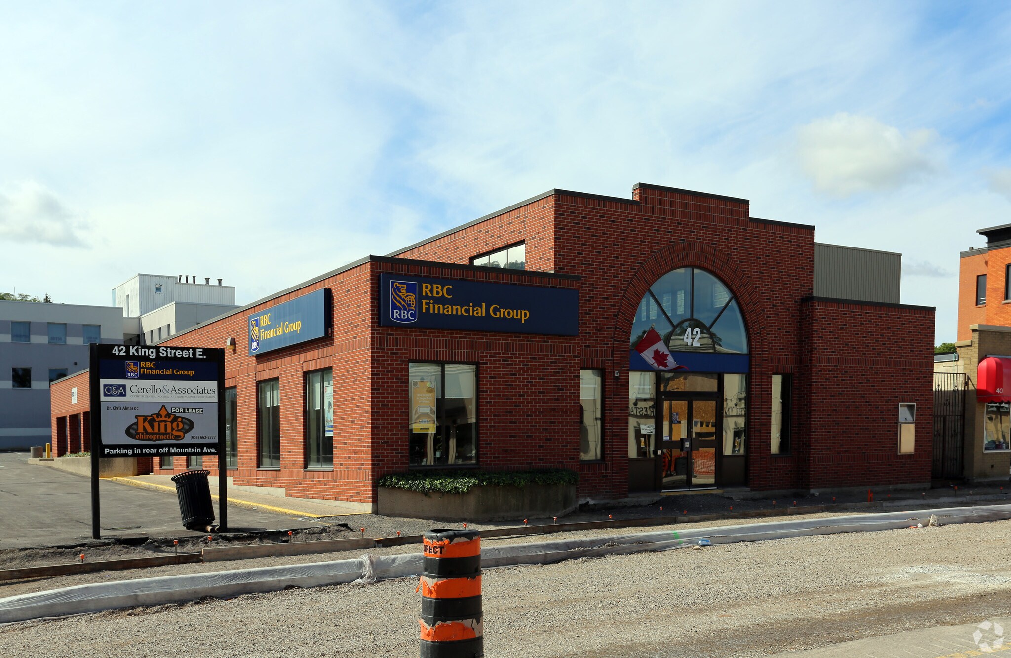 42 King St E, Stoney Creek, ON à vendre Photo principale- Image 1 de 1