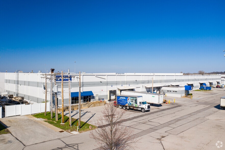 2020-2026 Corporate 44 Dr, Fenton, MO for lease - Building Photo - Image 1 of 10