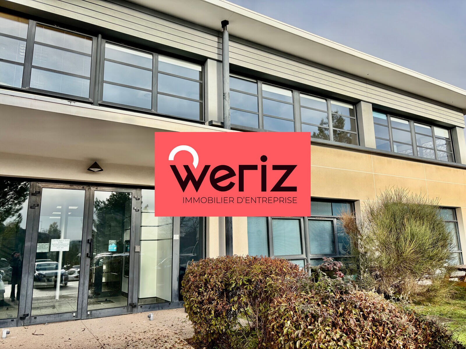 730 Rue René Descartes, Aix-en-Provence à louer Photo du bâtiment- Image 1 de 6