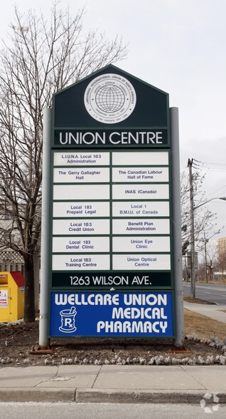 1263 Wilson Ave, Toronto, ON à louer - Photo du bâtiment - Image 3 de 7