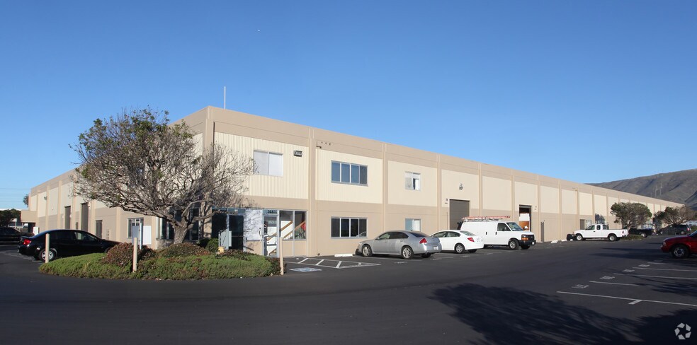 251-277 Wattis Way, South San Francisco, CA à louer - Photo du bâtiment - Image 3 de 6