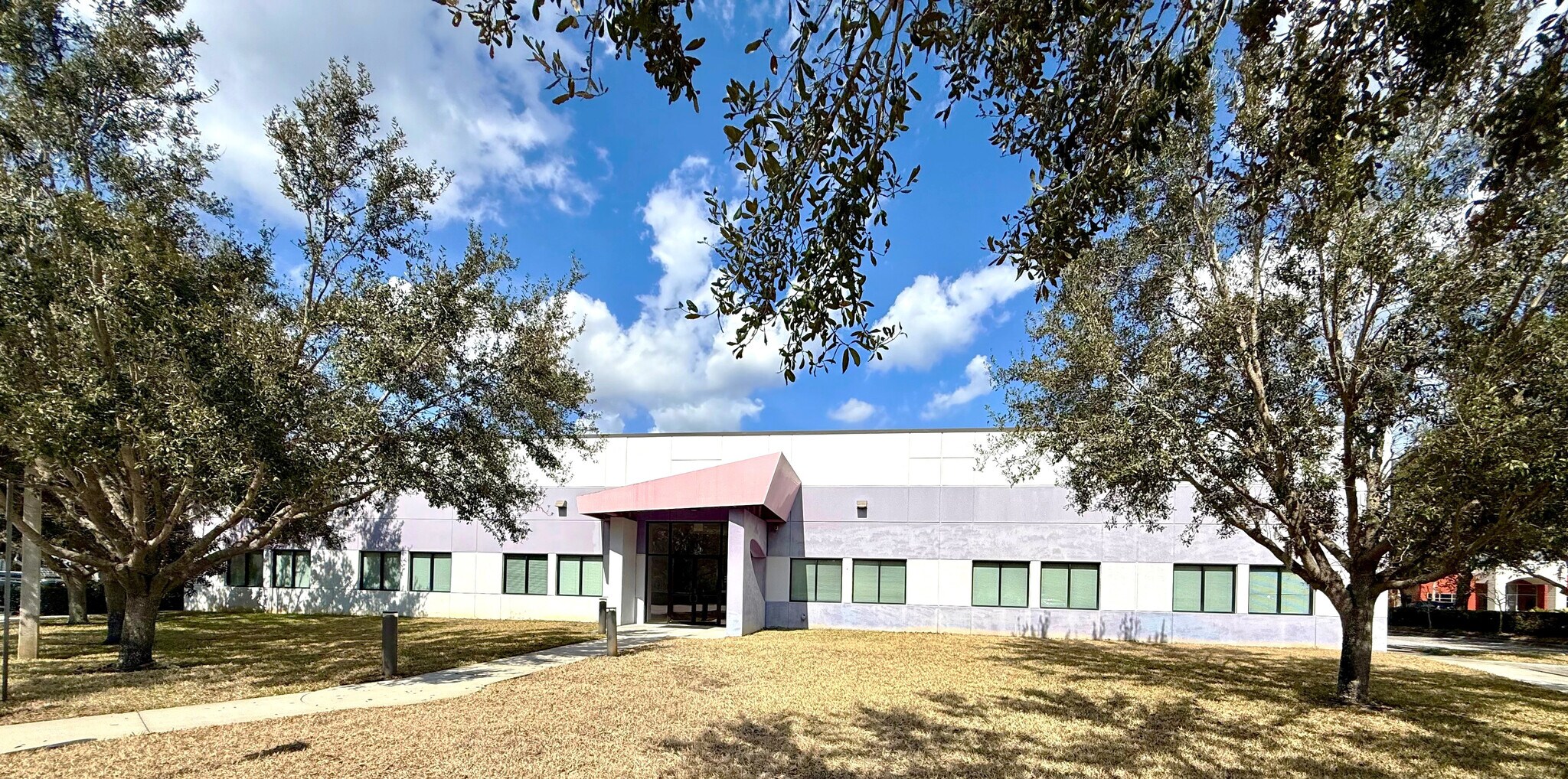 1025 Willa Springs Dr, Winter Springs, FL à vendre Photo principale- Image 1 de 12