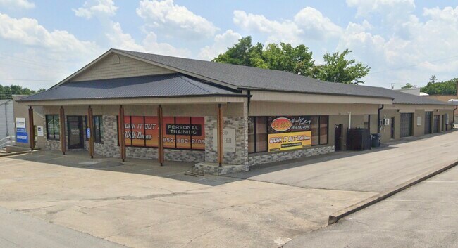 More details for 130 Big Hill Ave, Richmond, KY - Retail for Lease