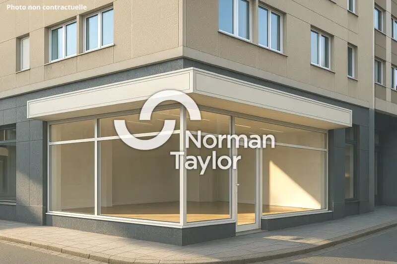 Retail in Montpellier for lease Building Photo- Image 1 of 3