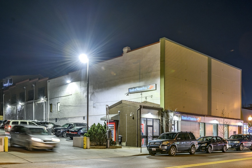 3415 Eastern Ave, Baltimore, MD for lease - Building Photo - Image 2 of 6