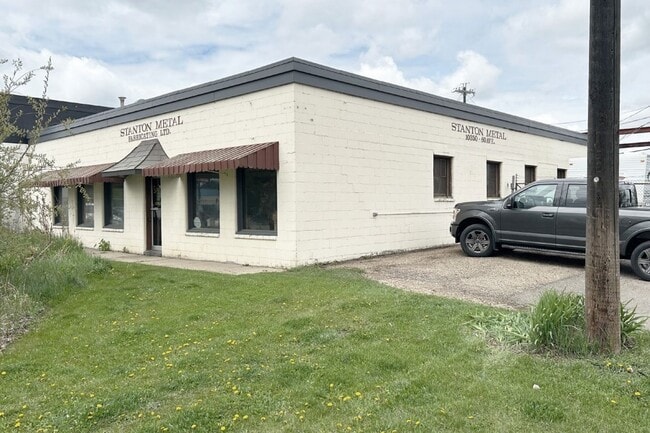 More details for 10346 60 Av NW, Edmonton, AB - Industrial for Sale