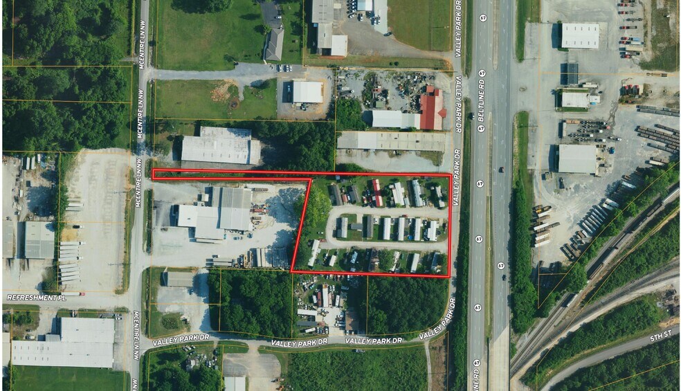 110 Valley Park Dr, Decatur, AL à vendre - Photo principale - Image 3 de 6