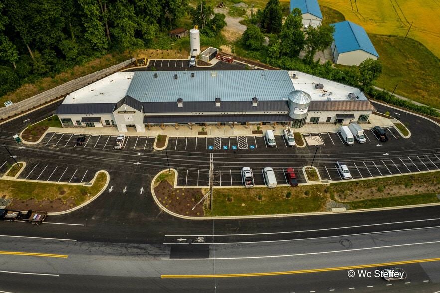5078 Solomons Island Rd, Lothian, MD for lease - Building Photo - Image 3 of 10