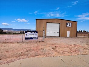 1312 Pendell Blvd, Mills, WY à louer Photo du bâtiment- Image 1 de 8