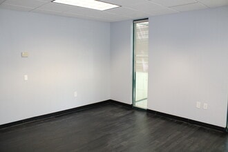 4161 NW 5th St, Plantation, FL for lease Interior Photo- Image 1 of 21