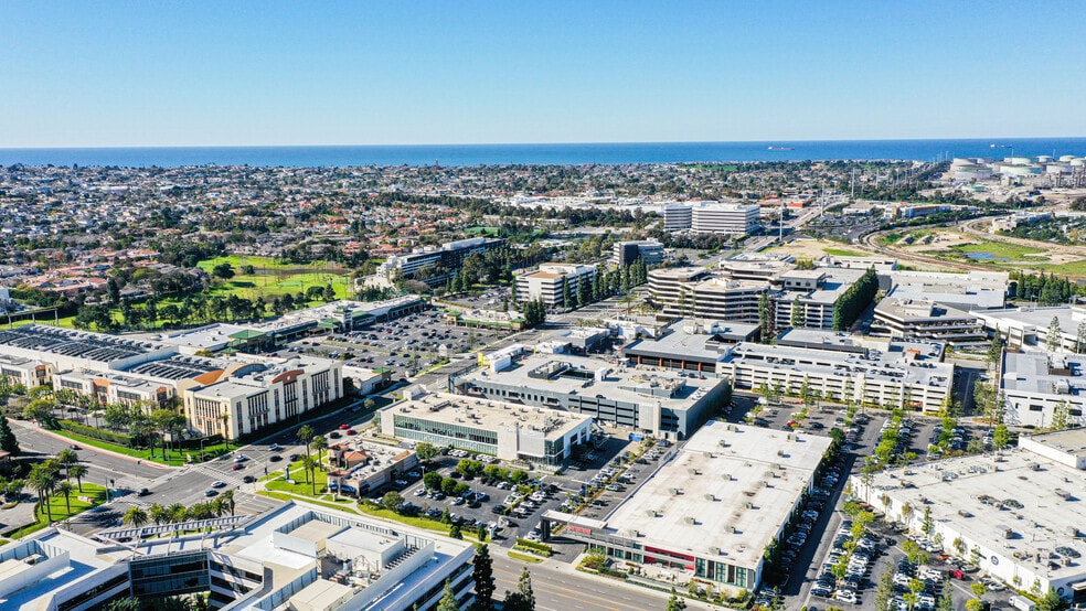 2221 Rosecrans Ave, El Segundo, CA for lease - Building Photo - Image 3 of 35