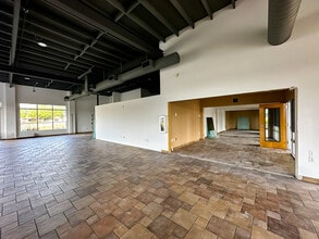 425 S Lake Parker Ave, Lakeland, FL à louer Photo intérieure- Image 2 de 17
