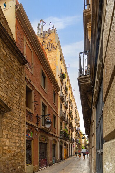 Carrer d'Elisabets, 20, Barcelone, Barcelona à louer - Photo du bâtiment - Image 2 de 2