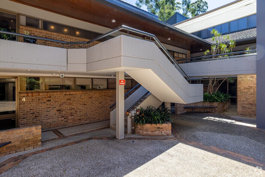 33 Ryde Rd, Pymble à louer - Photo du bâtiment - Image 2 de 4