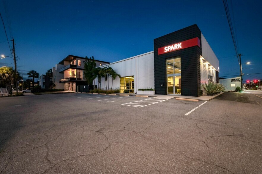 2309 W Platt St, Tampa, FL à louer - Photo du bâtiment - Image 2 de 102