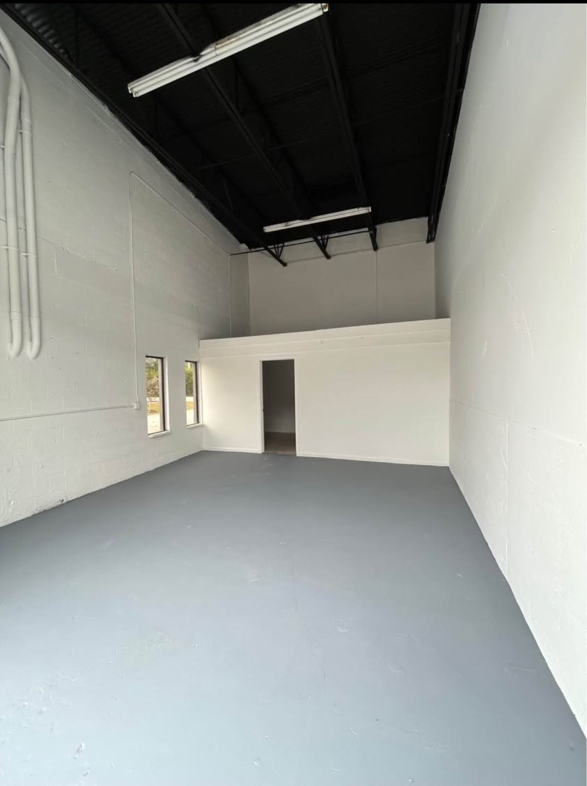 1620-1646 SE Village Green Dr, Port, Port Saint Lucie, FL for lease Interior Photo- Image 1 of 2