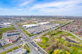 5975-6025 Steeles Ave, Toronto, ON - Aérien  Vue de la carte