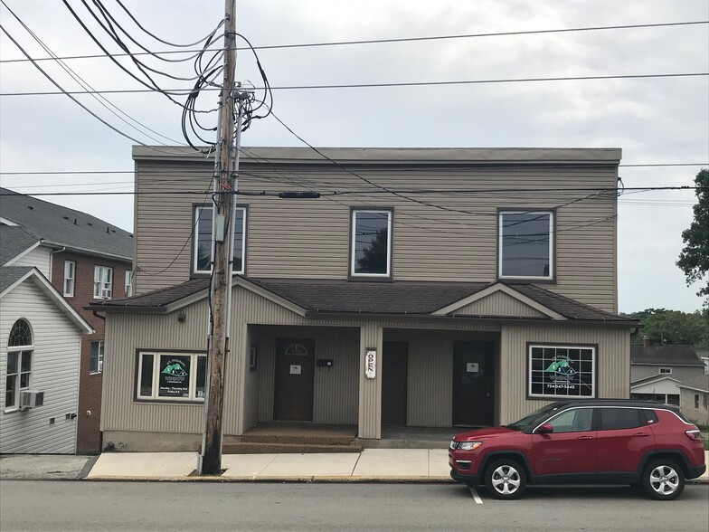 923 W Main St, Mount Pleasant, PA for sale - Building Photo - Image 1 of 1