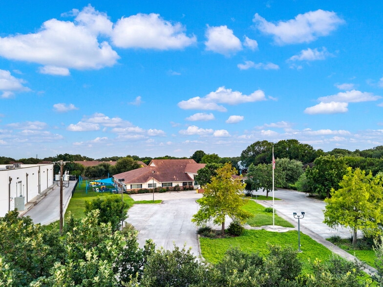 10002 Camino Bandera, San Antonio, TX for sale - Building Photo - Image 2 of 76
