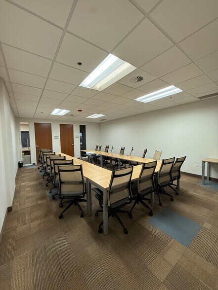 50 W Broadway, Salt Lake City, UT à louer - Photo du bâtiment - Image 3 de 10